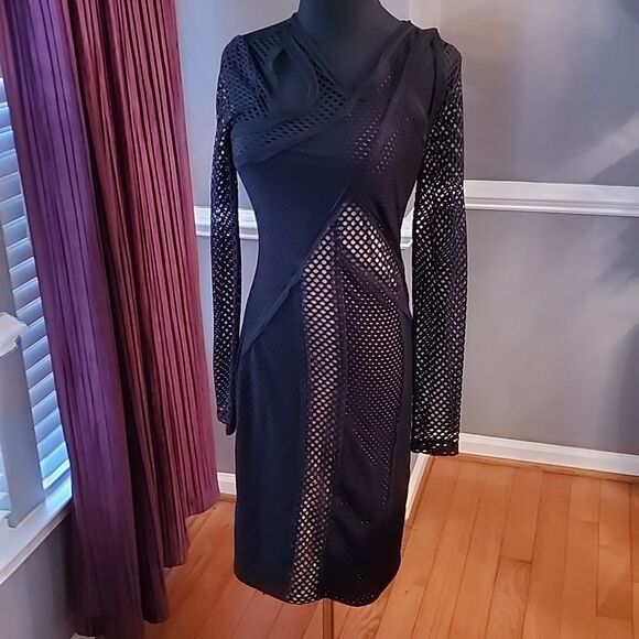 Bcbgmaxazria black dress sz small - Picture 4 of 7